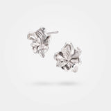 Flower earrings silver – A pair of delicate organic jewellery with nature-inspired leaves in sterling silver – Livva